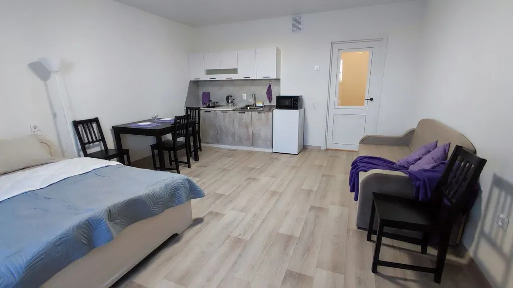 Уютная студия около ЛА Трактор