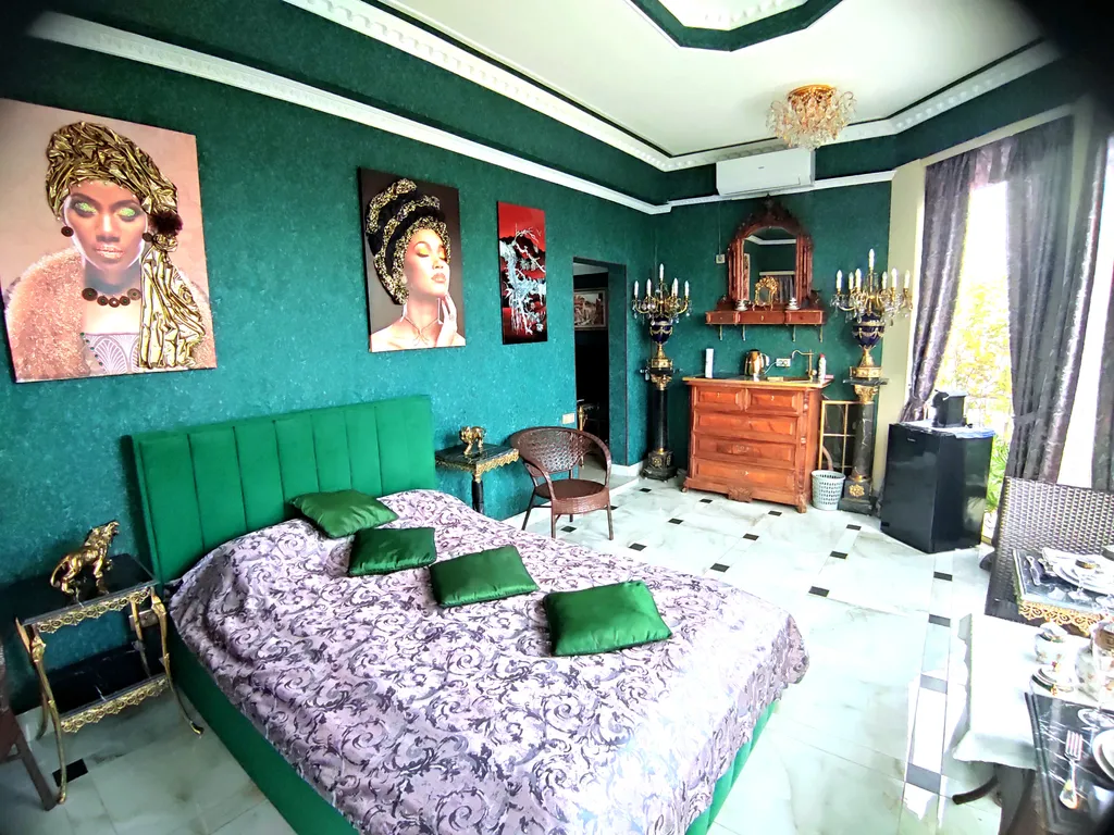 Квартира Малый пентхаус с бассейном — аренда посуточно в Сочи