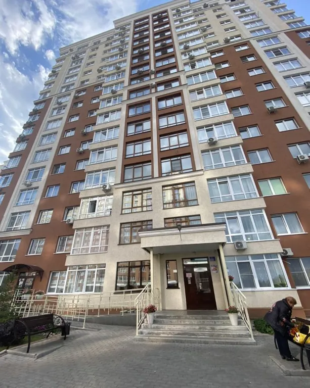 Просторная квартира, рядом Кадетское училище