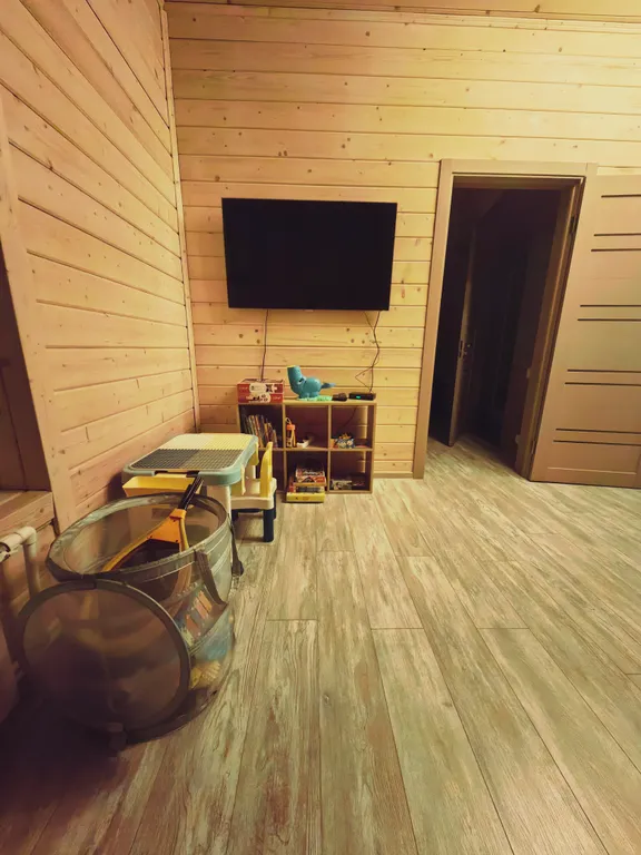 Дом с теплым бассейном