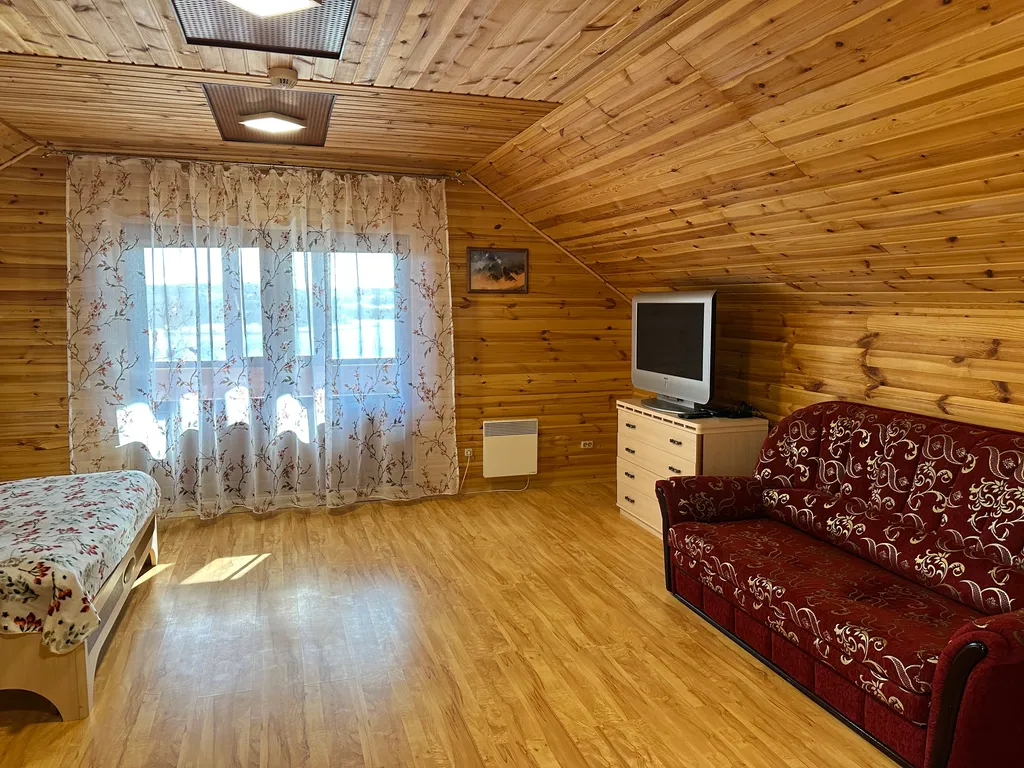 Коттедж с видом на Кольский залив