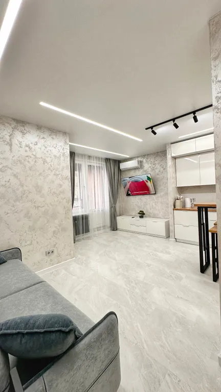 Квартира на набережной