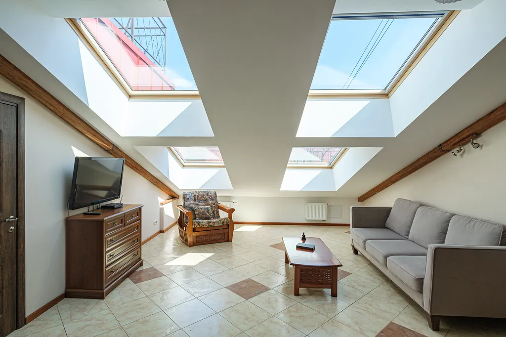 Мансарда у Эрмитажа с балконом