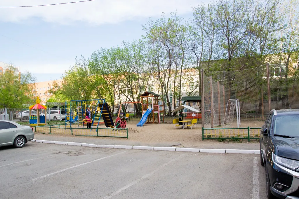 Квартира рядом с вокзалом и Иртышом