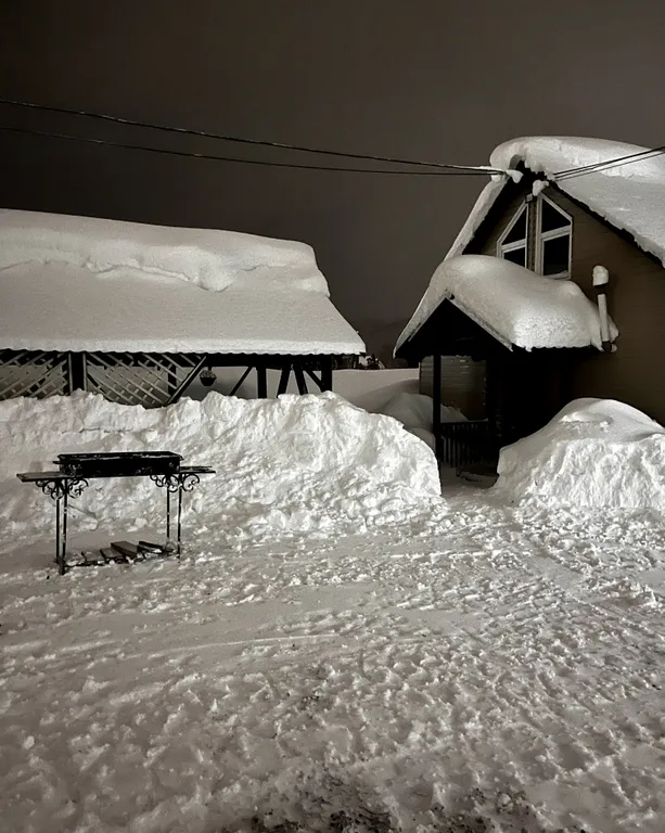 Домик №1 недалеко от подъёмника и других услуг курорта