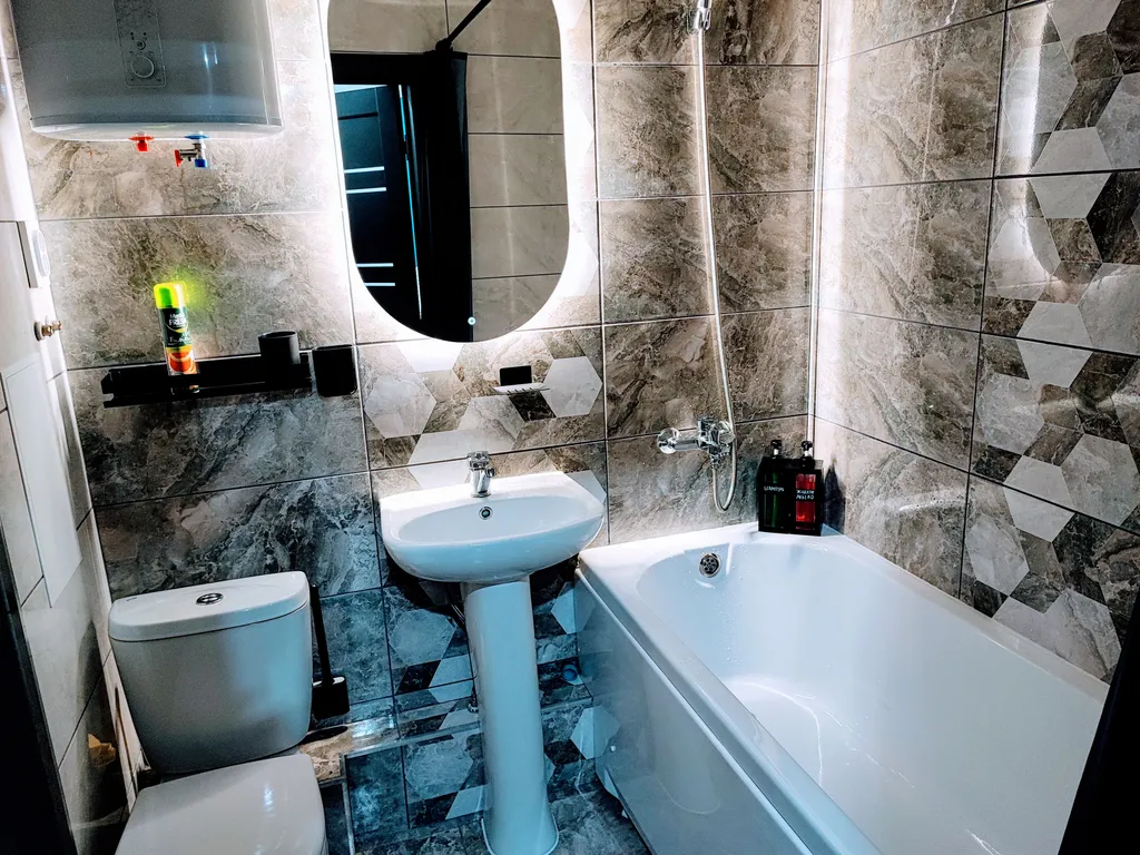 Апартаменты люкс с кондиционером и бойлером в центре Абакана