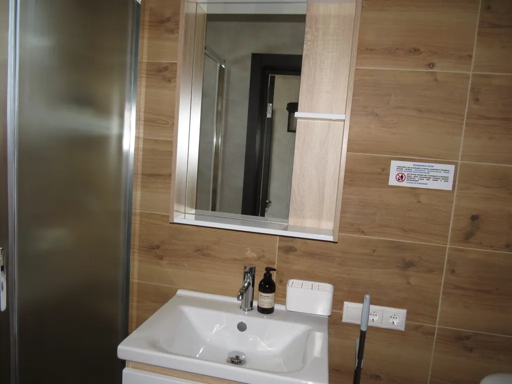 Квартира 2-комнатная Квартира — Кучугуры