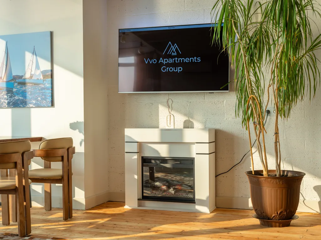 Квартира с джакузи, камином и панорамным видом на море