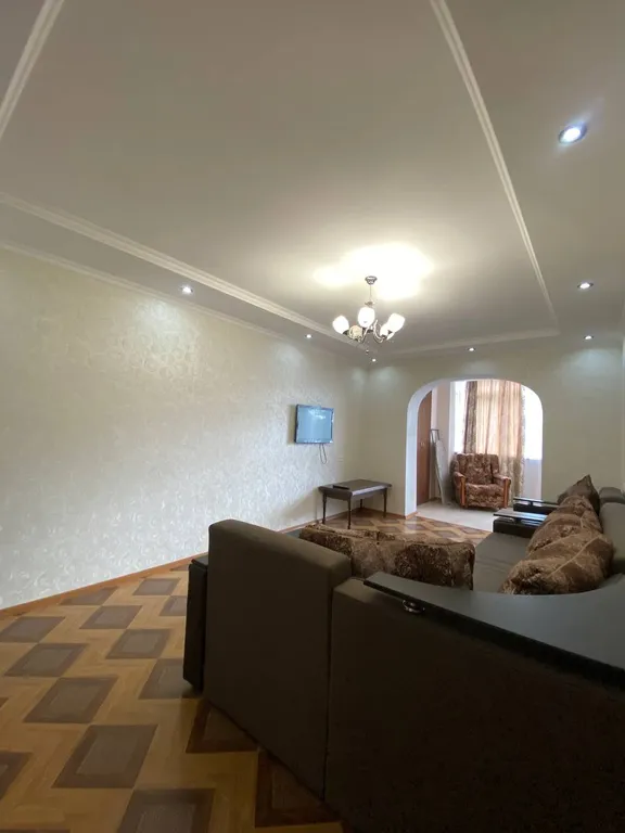 2-комнатная квартира недалеко от моря