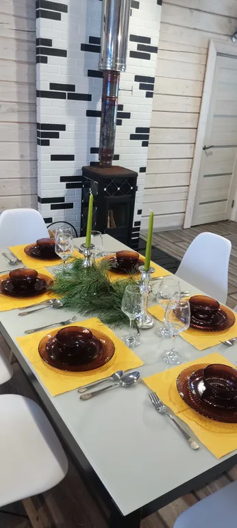 Уютный коттедж у озера с сауной