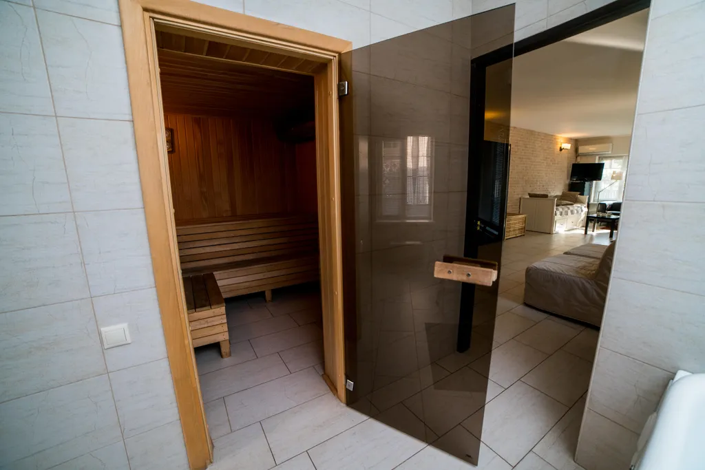 Коттедж 3-комнатный Дом — Кучугуры