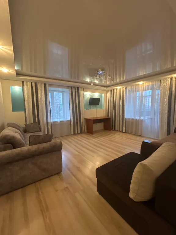 Уютная крупногабаритная квартира — аренда посуточно в Курган