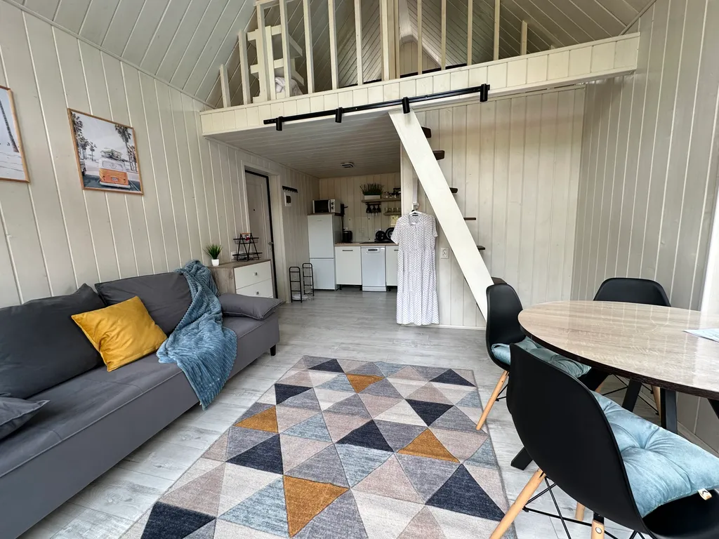 Коттедж Дом с теплым бассейном и банькой — Прасковеевка