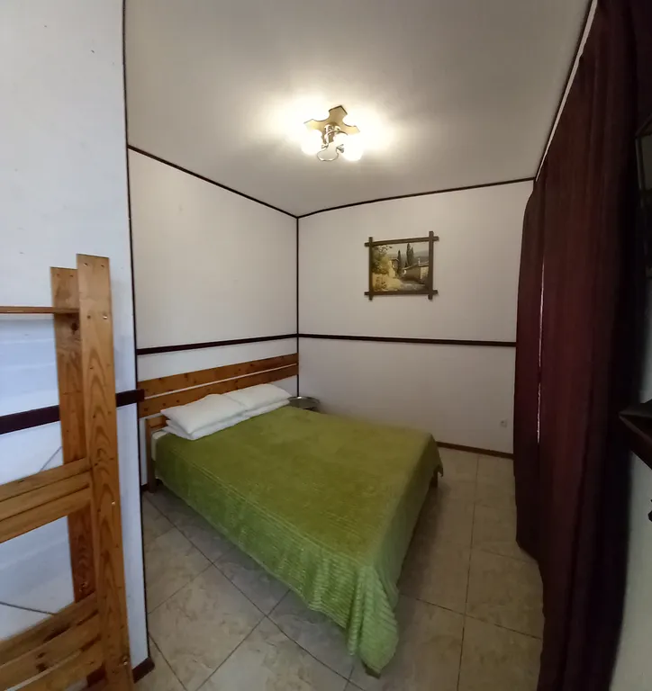 6-комнатный Дом