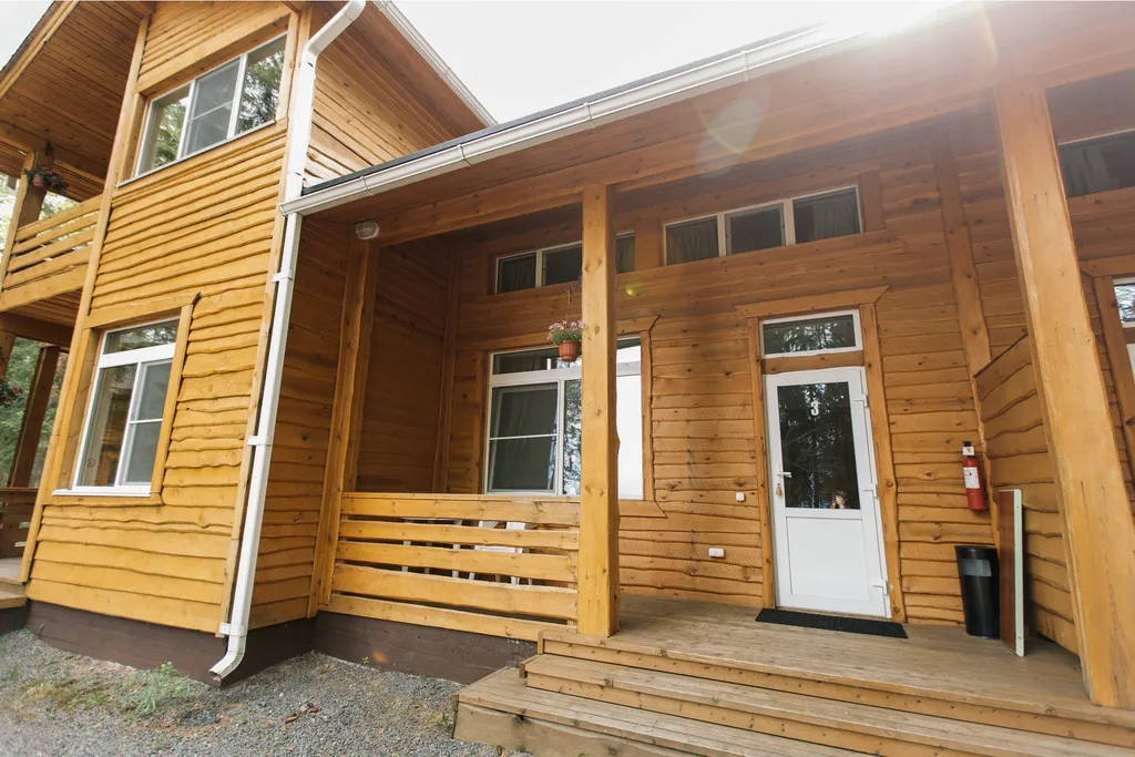 Квартира Уютные 4х-местные апартаменты на берегу озера с отдельным входом — Уя