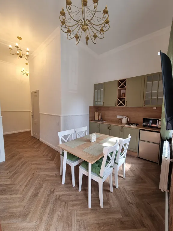 Стильные апартаменты у Кикоина