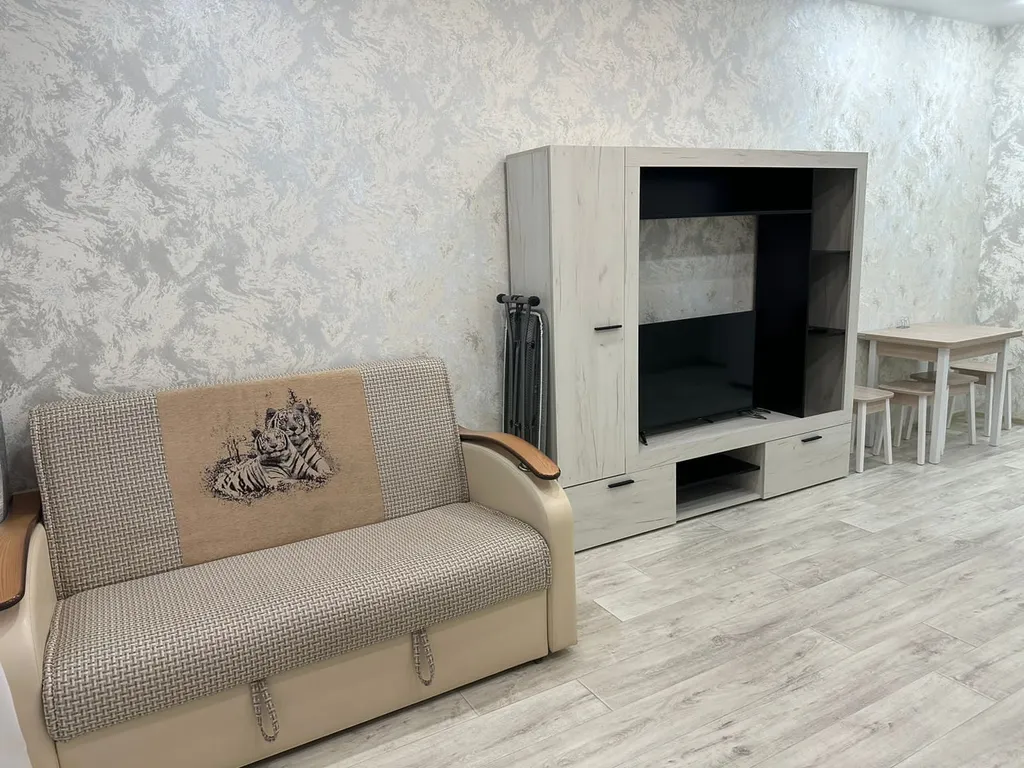 Стильная уютная молодежная квартира в новом доме