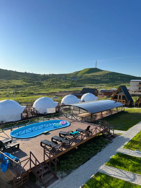 Новый глемп отель с видом на море теплый бассейн