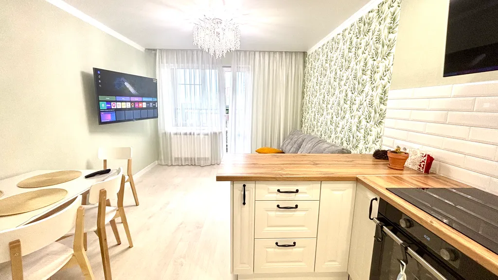 Просторная евро трёхкомнатная квартира в центре