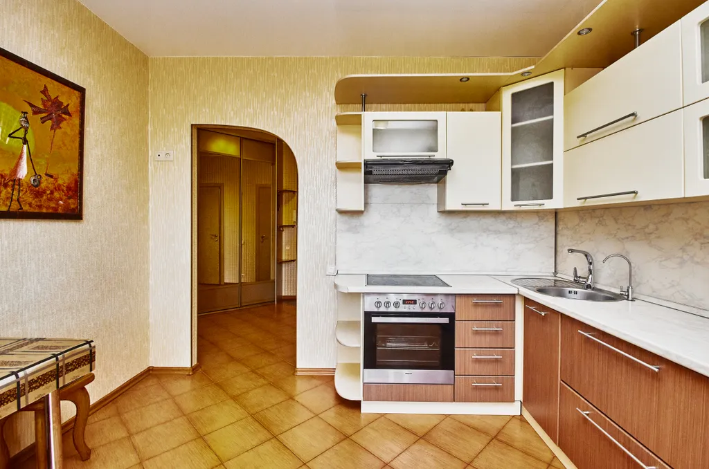 2к квартира с евроремонтом рядом с ж/д вокзалом Томск-2