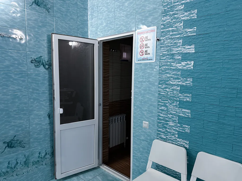 Дом с бассейном и баней в Самаре