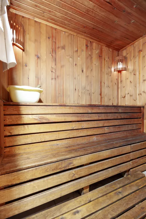 2х этажный коттедж с сауной и красивым видом на город