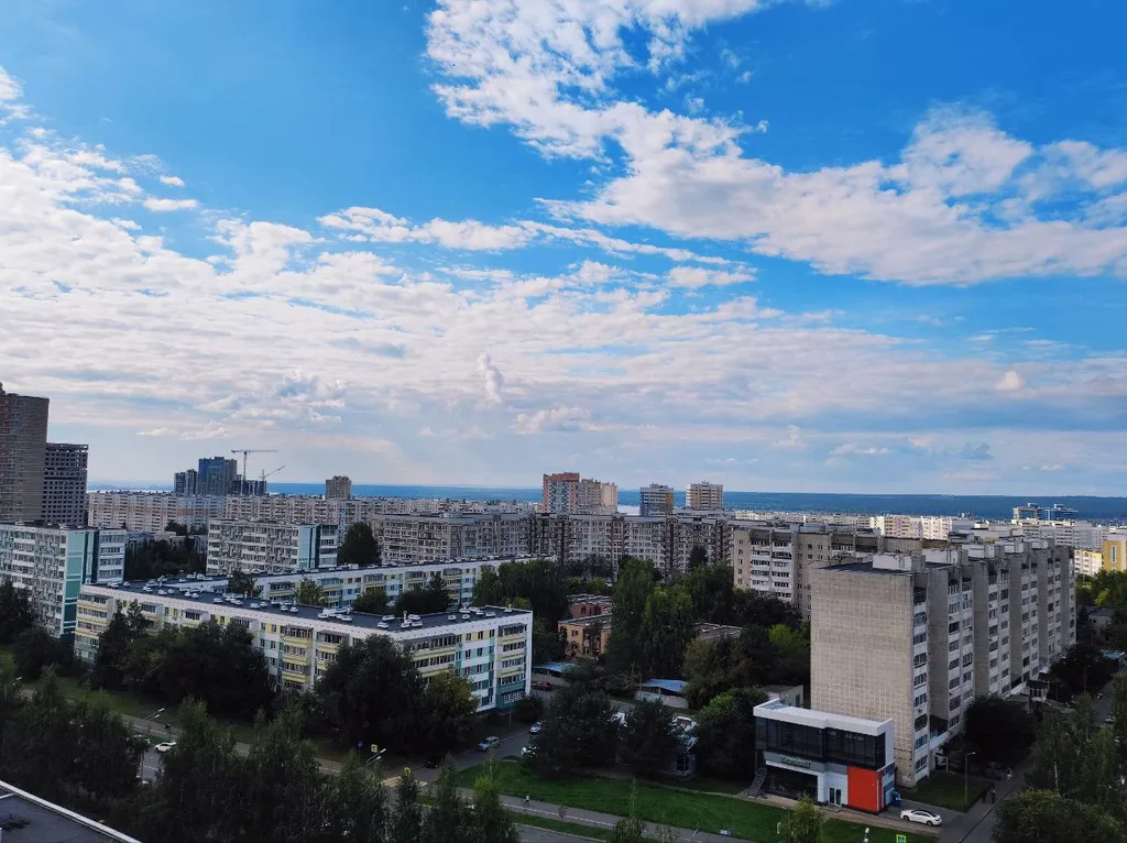 Уютнaя cветлaя квартира в центре с пoтpясающим видом