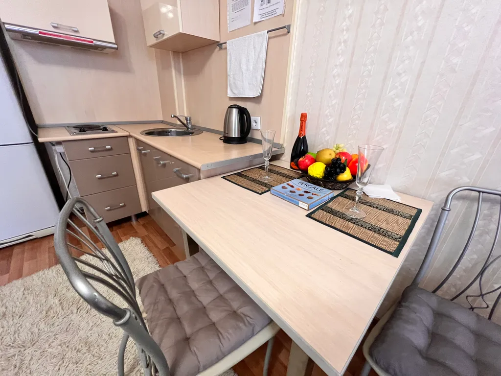 Квартира Уютная, студия, центр города, тц вояж, парковка, кафе, аквапарк — Тюмень