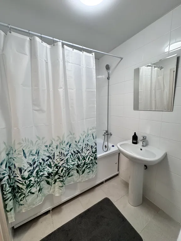 Квартира в районе дом обороны жк озерный парк