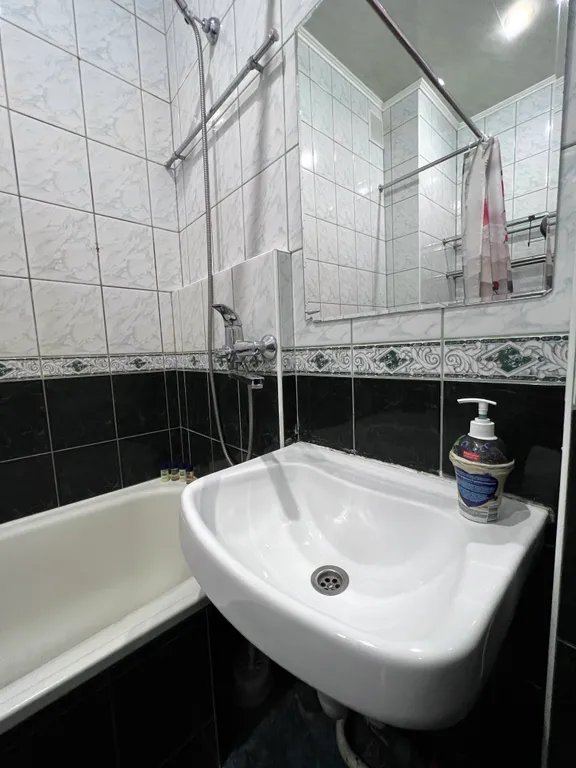 Просторный апартамент с раздельными комнатами в сердце Пскова