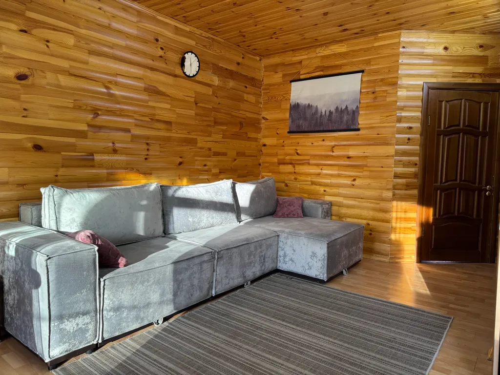 Уютный таунхаус на Банном рядом с озером и ГЛЦ с сауной