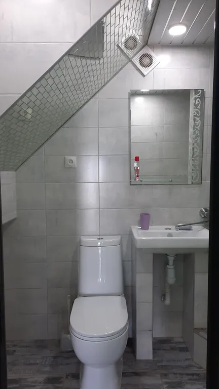 Эллинг на самом берегу Азовского моря