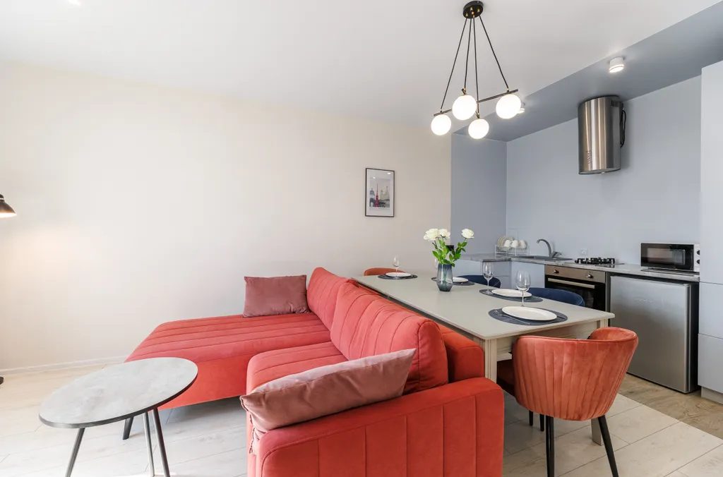 Квартира с дизайнерским ремонтом с уникальной придомовой площадкой