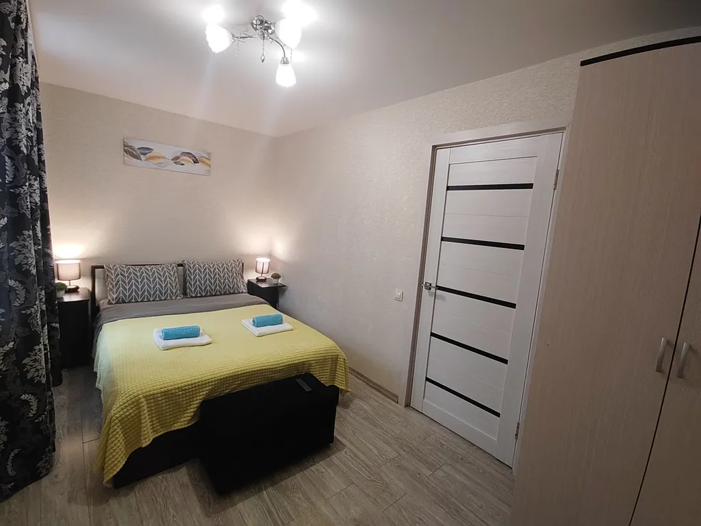 Двухкомнатная квартира в центре напротив Мурманск Молла