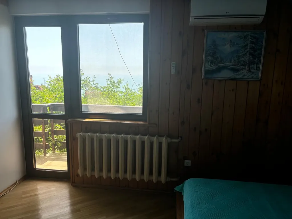 Хороший уютный дом с видом на море