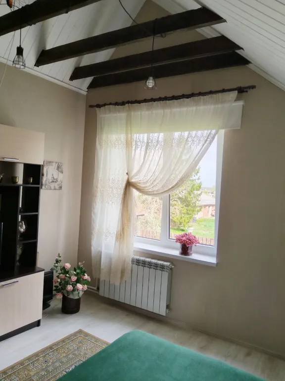 Дом с беседкой