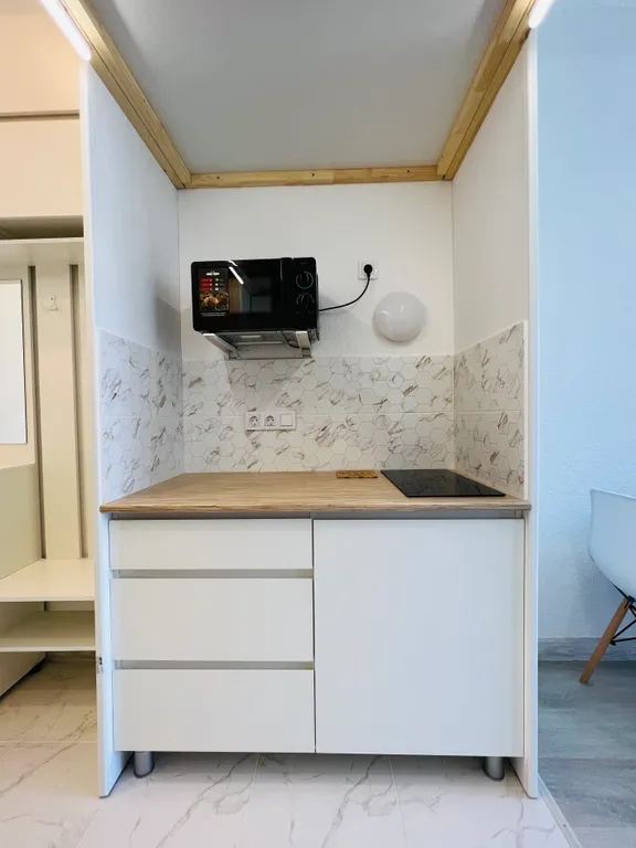 Уютная студия с хорошим местонахождением