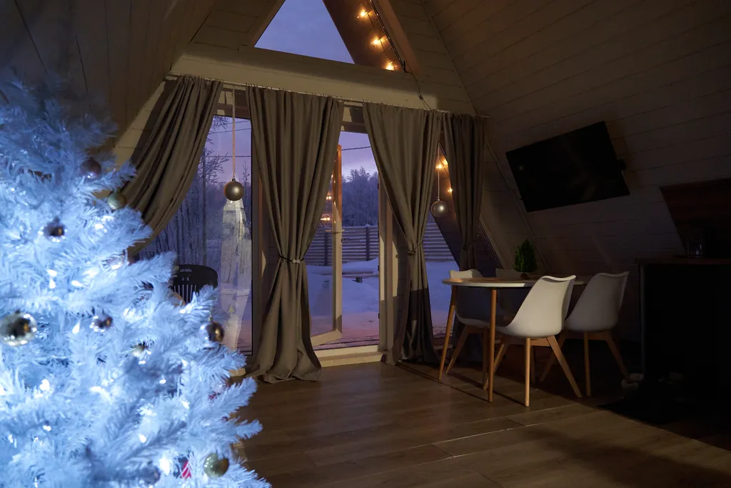 Домик А-фрейм с купелью