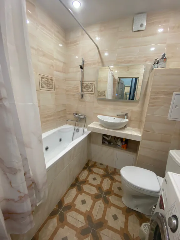 Квартира в тихом зелёном районе с видом на реку