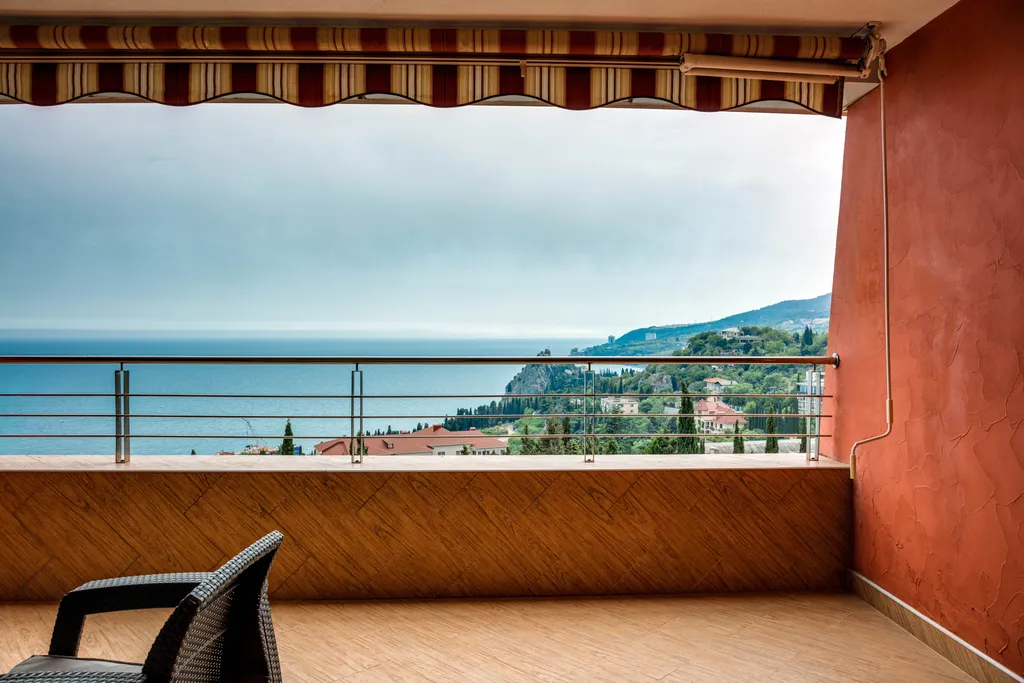 3-комнатная квартира с видом на море