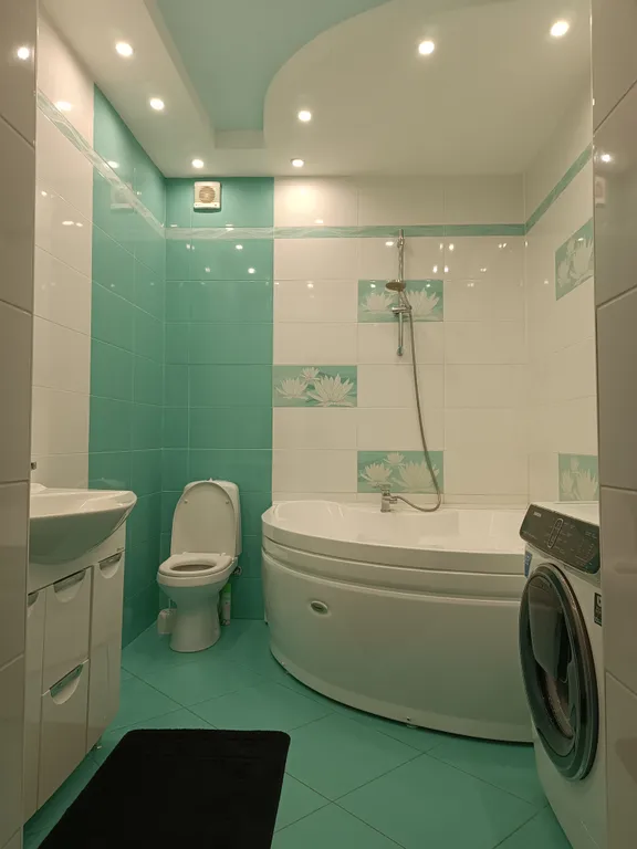 Дом у пруда