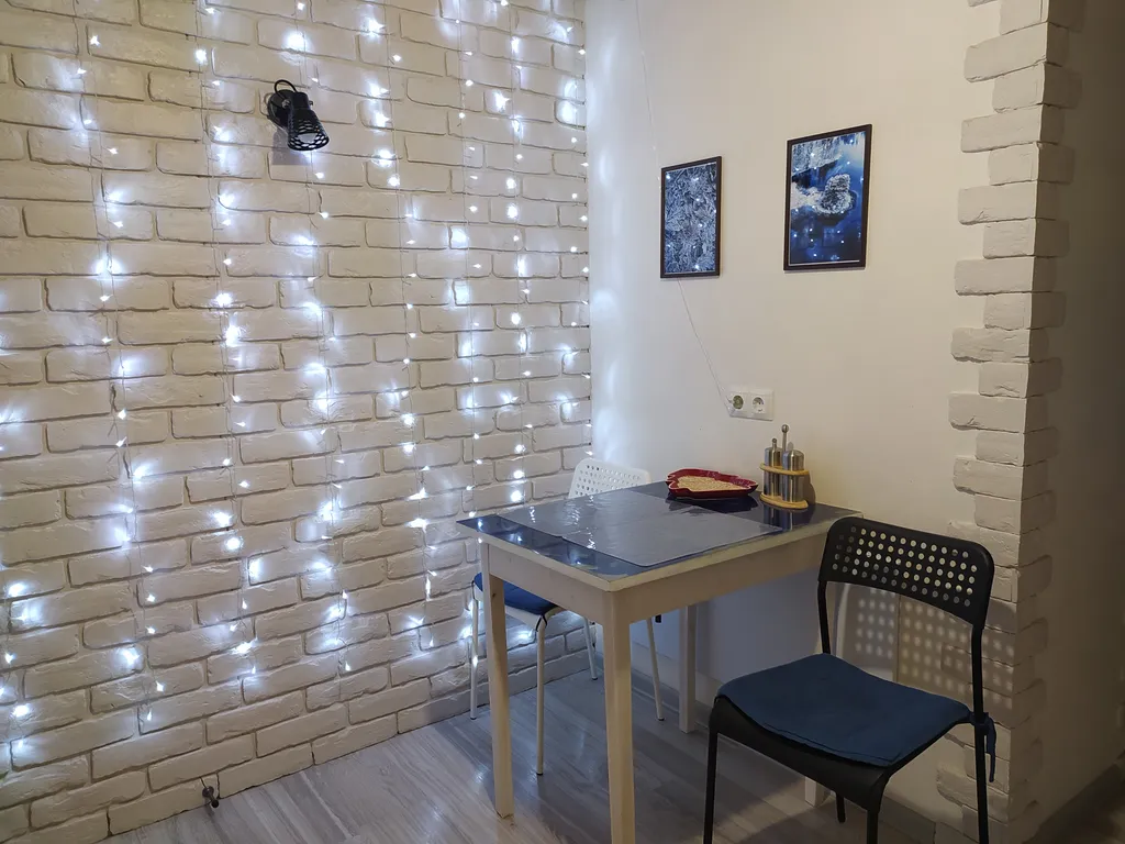 Студия у памятника Лермонтову