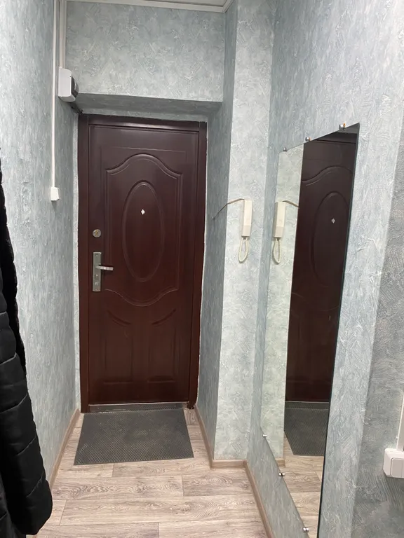 Квартира с видом на пруд