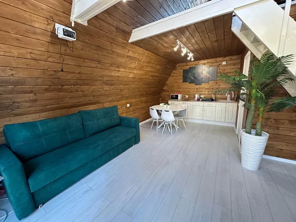 Коттедж Дом в лесу с баней на дровах и горячим фурако — Казань