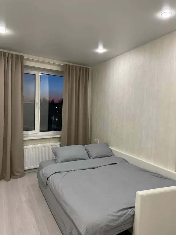 Новый дом, новая набережная, вид на Волгу центр академия