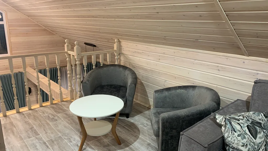 Новый Теплый двухэтажный дом до 10 человек 1км Солнечная Долина