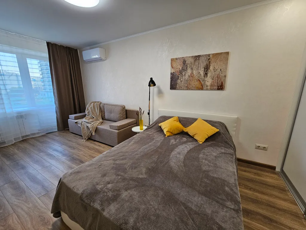 Апартаменты-студия у Ледового Дворца