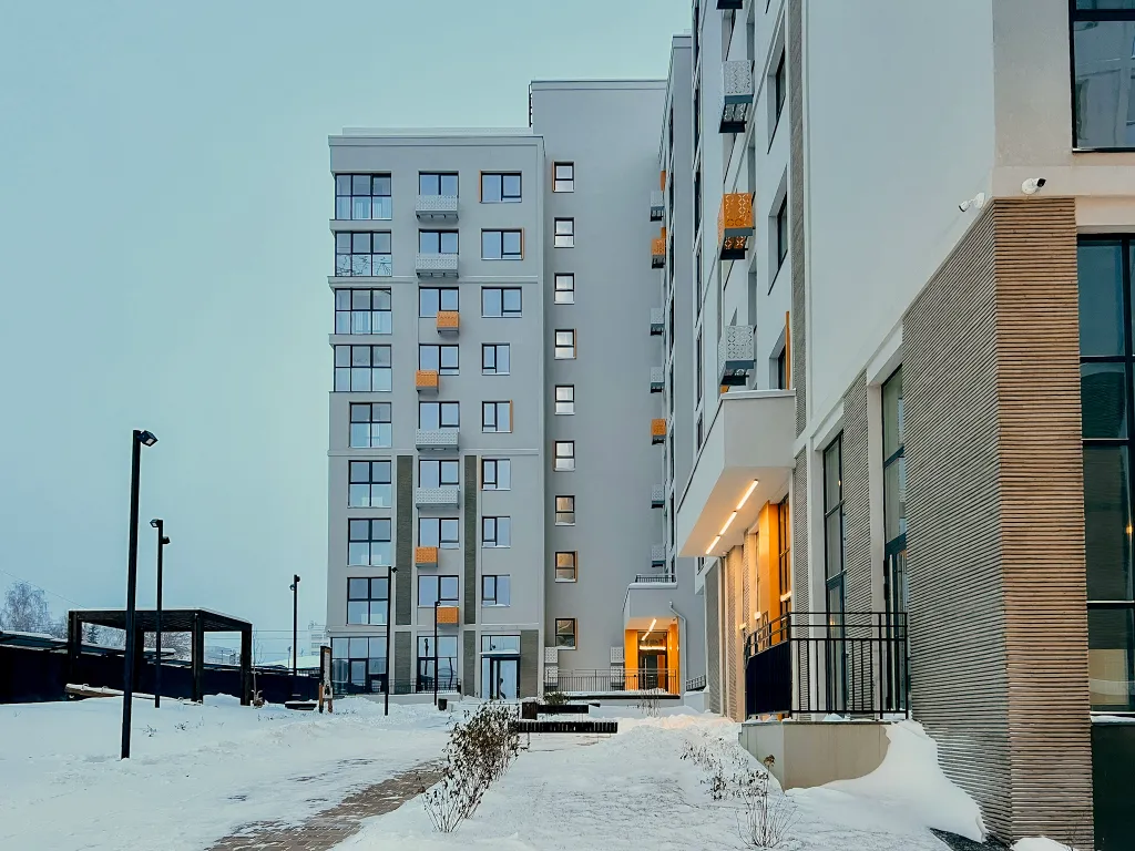 Очаpoвательнaя квaртиpа с пaнopaмным бaлконoм