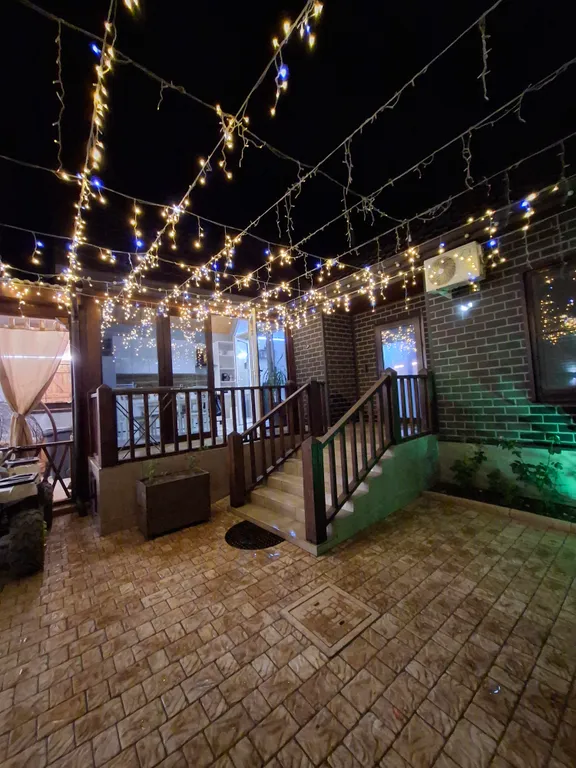 Семейный дом на берегу моря