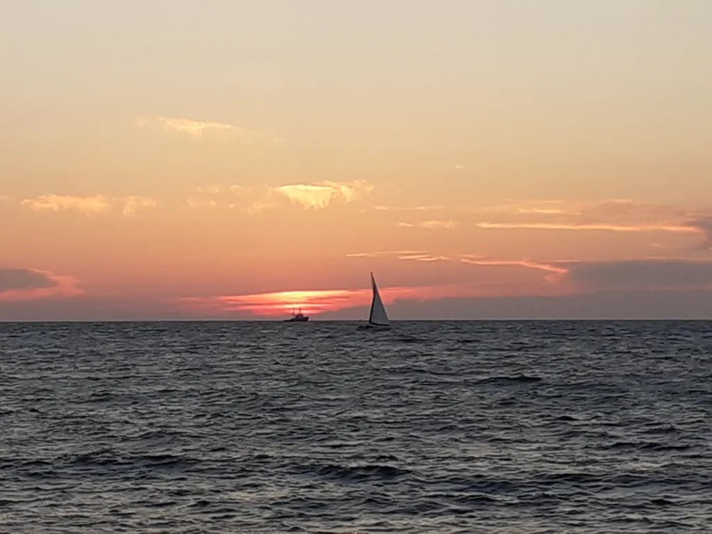 Квартира Квартира Уютный номер в Любоморье — Любимовка